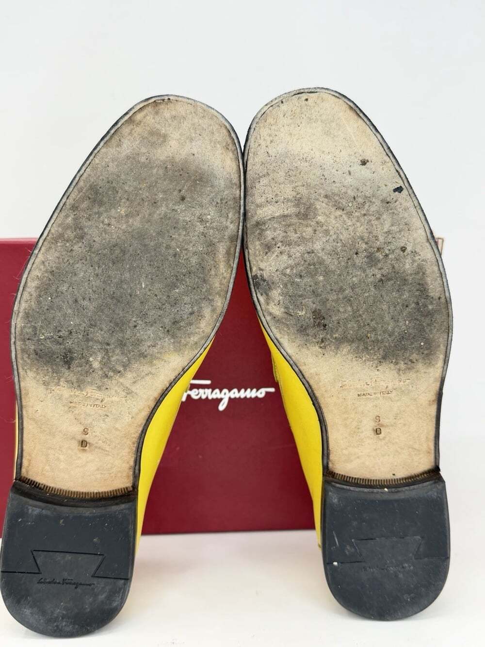 Salvatore Ferragamo Gancini Yellow Leather Loafers Men's Size 9 D Made Italy - Picture 8 of 8